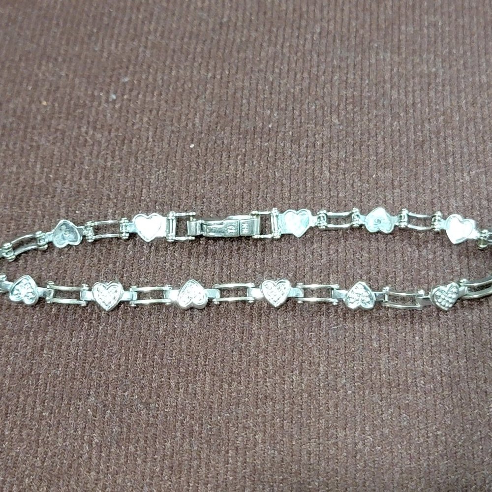 10k Solid White Gold Heart Bracelet